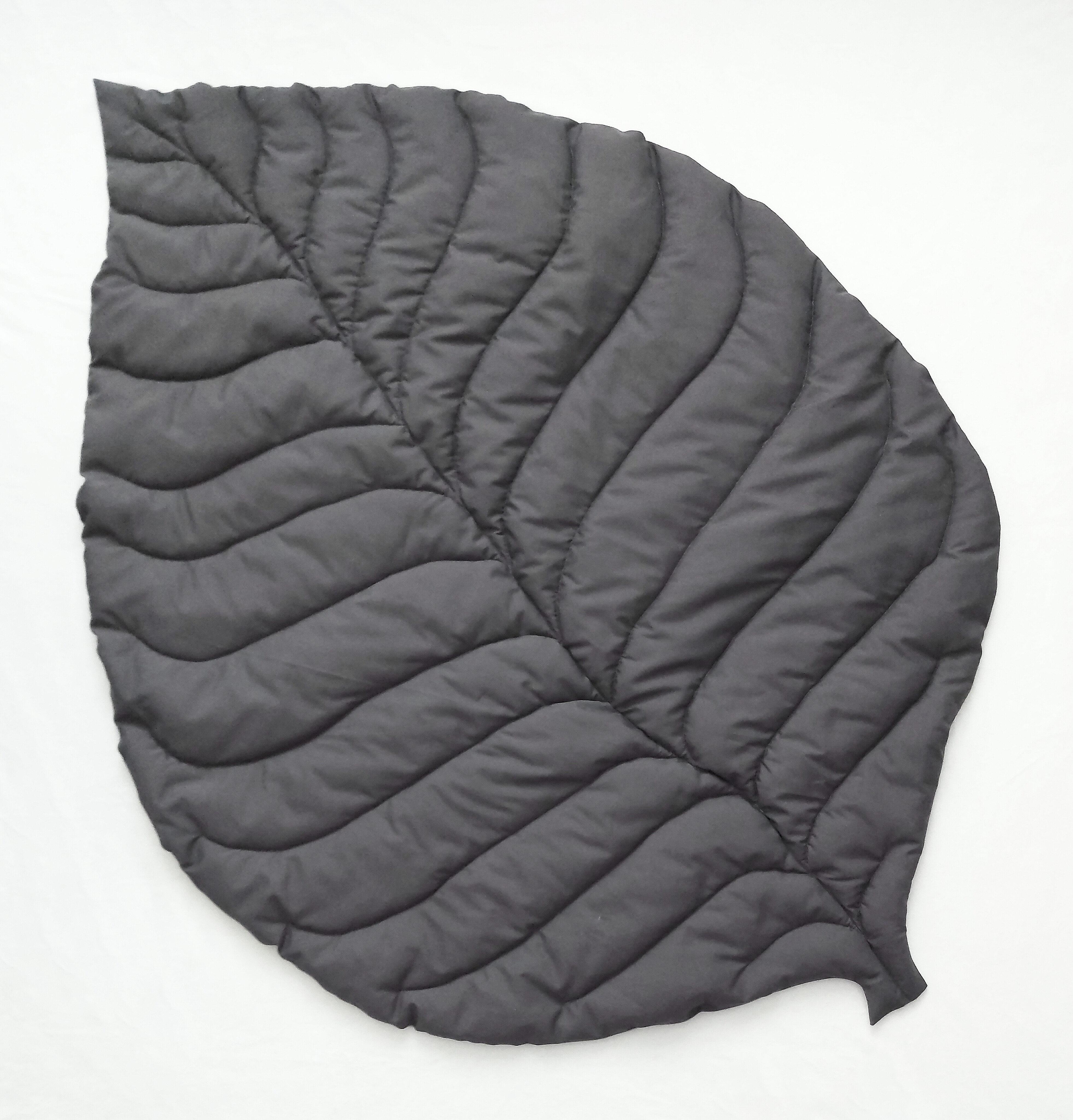 خرید تشک کودک مدل برگ leaf rug