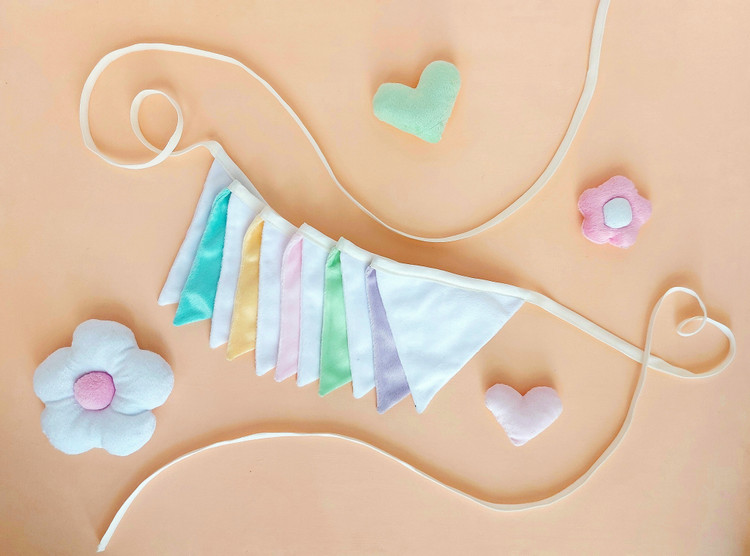 ریسه مثلثی پارچه ای nursery flag