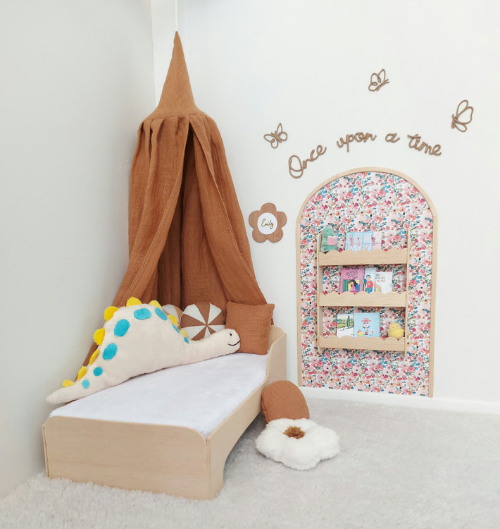 گارد محافظ طرح دایناسور با رنگ ملایم شیری