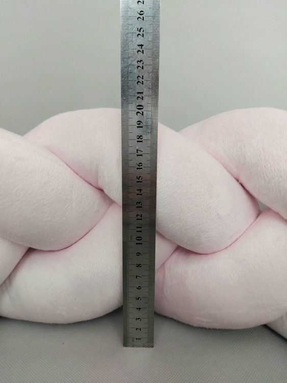 گارد تخت نوزاد با طراحی گیسبافت Braided Style رنگ صورتی یخی